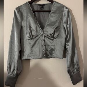 Forever 21 Satin Button-Front Long Sleeve Crop Top in Sage Gray